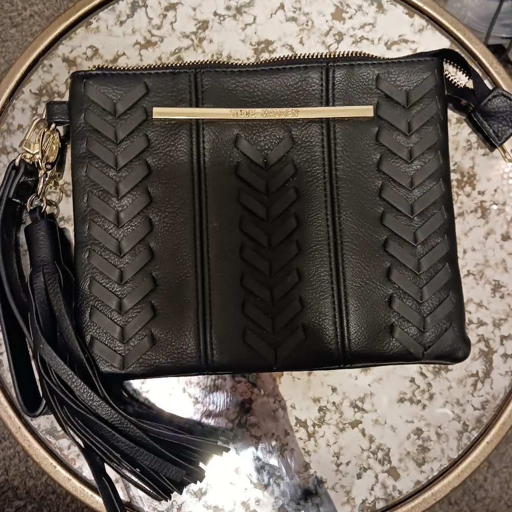 Steve Madden black leather clutch